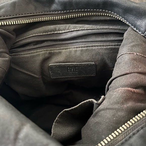 Frye Lexi Black Leather Zipper Trim Hobo Shoulder Bag Purse BROKEN ZIPPER - Picture 6 of 8